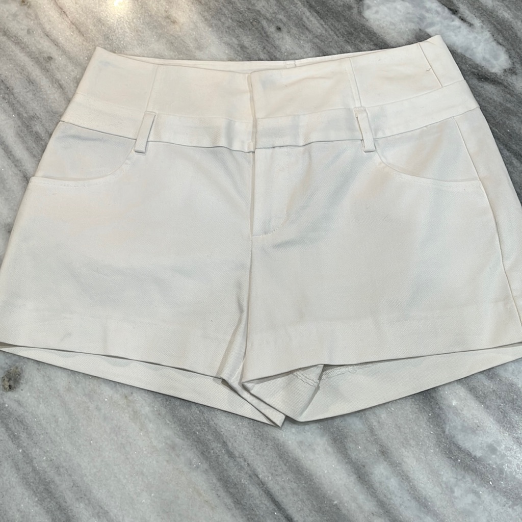 Sisley White Shorts.